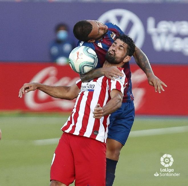 包含谢震业复出首秀出彩,莱比锡主场险胜马德里竞技,豪取10连胜的词条 包含谢震业复出首秀出彩,莱比锡主场险胜马德里竞技,豪取10连胜的词条